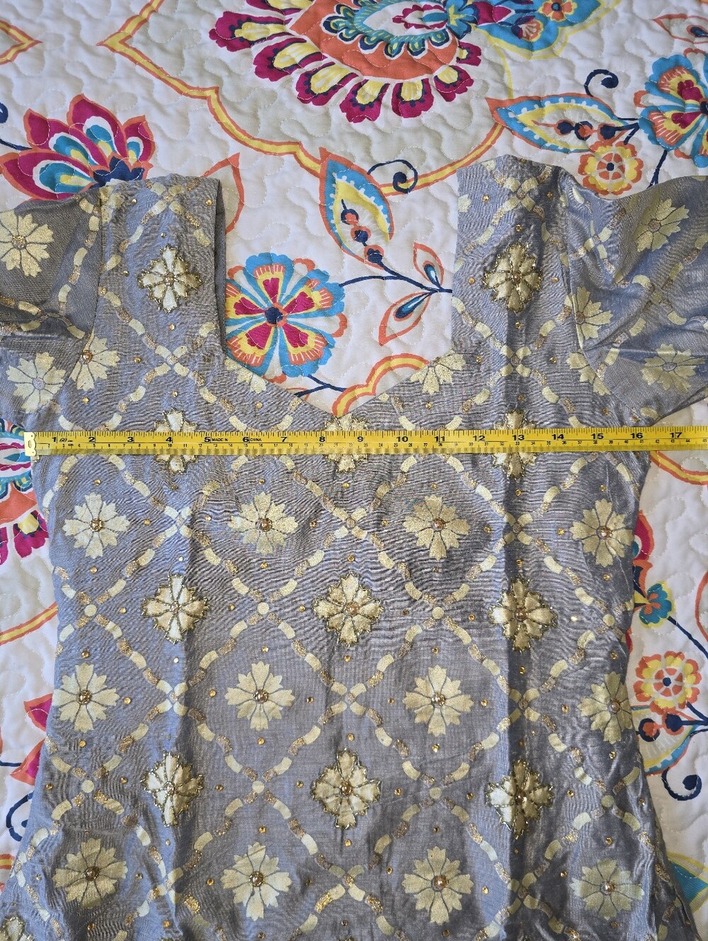 Fancy 3 piece indian punjabi salwar suit, with threadwork and embellishments - Picture 7 of 8
